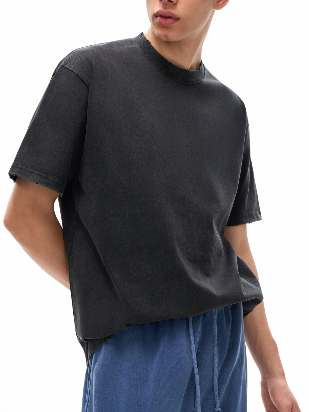 Vantaro Frayed T-Shirt